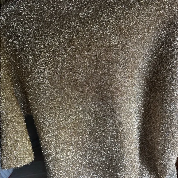 ASOS EDITION Oversized Gold Holiday Top Metallic T-Shirt - Picture 6 of 7